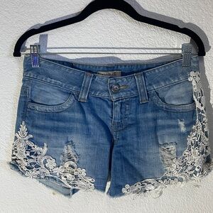 Guess Lace Denim Short 
Style # W11D37D0BQ0